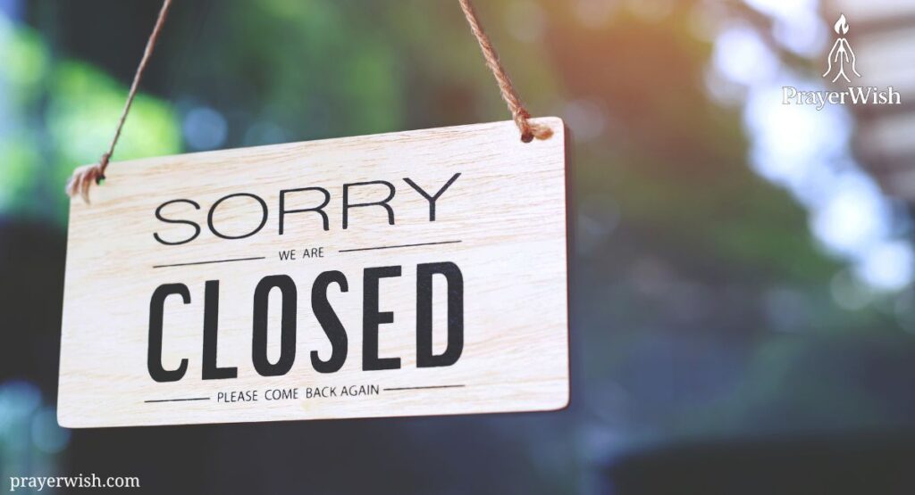 21 Heartfelt Closing Prayers for Class