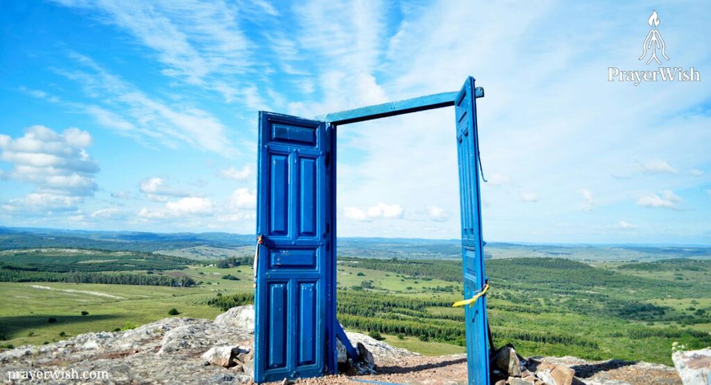 Powerful Prayer for Financial Breakthrough and Open Doors